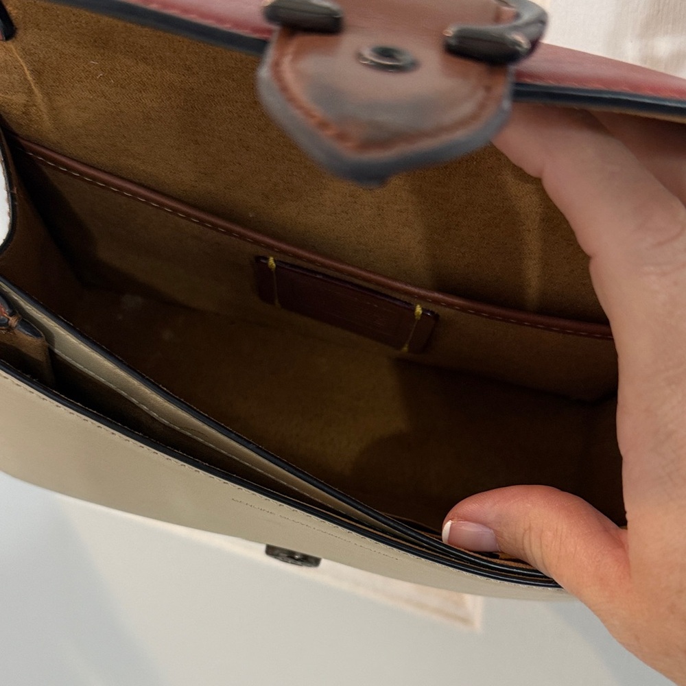 Coach Red and Cream Crossbody Bag - Picture 8 of 12